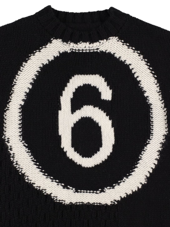 MM6 Maison Margiela: Pull en maille de laine mélangée intarsia à logo - Noir - kids-boys_1 | Luisa Via Roma