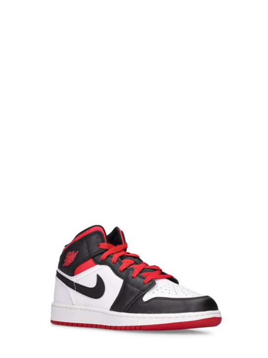Nike: Sneakers Air Jordan 1 Mid - White/Gym Red-b - kids-boys_1 | Luisa Via Roma