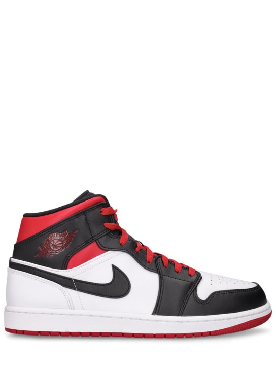 Nike: Sneakers Air Jordan 1 Mid - Blanco/Rojo/Negro - men_0 | Luisa Via Roma