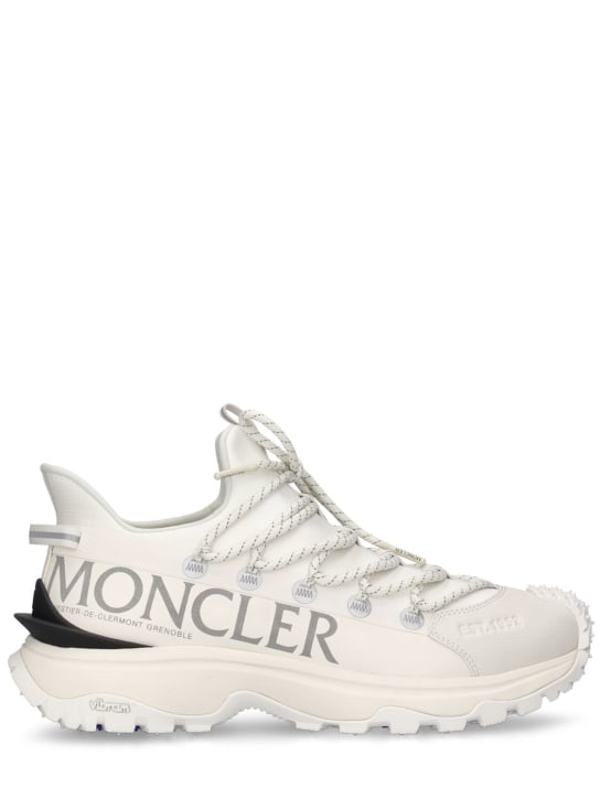 Moncler: Sneakers Trailgrip Lite2 de nylon - Blanco - men_0 | Luisa Via Roma
