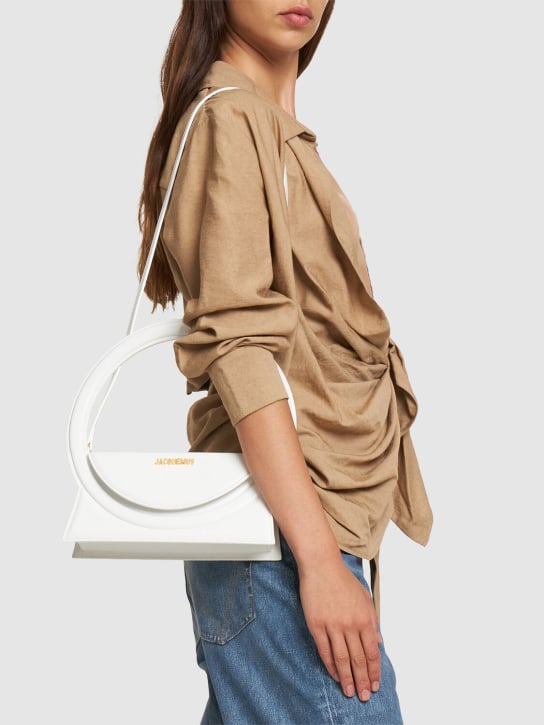 Jacquemus: Le Sac Rond leather top handle bag - White - women_1 | Luisa Via Roma