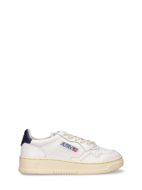 Autry: Medalist low lace-up sneakers - White/Navy - kids-girls_0 | Luisa Via Roma