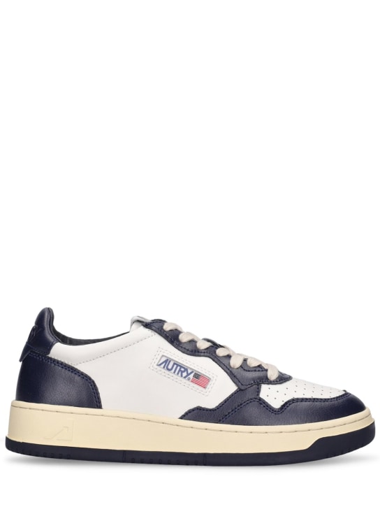 Autry: Medalist low leather sneakers - White/Blue - women_0 | Luisa Via Roma