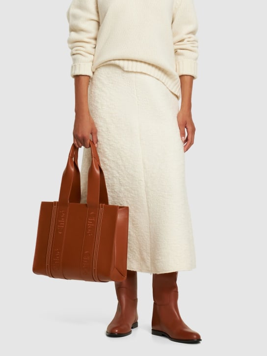 Chloé: Medium Woody leather tote bag - Caramel - women_1 | Luisa Via Roma