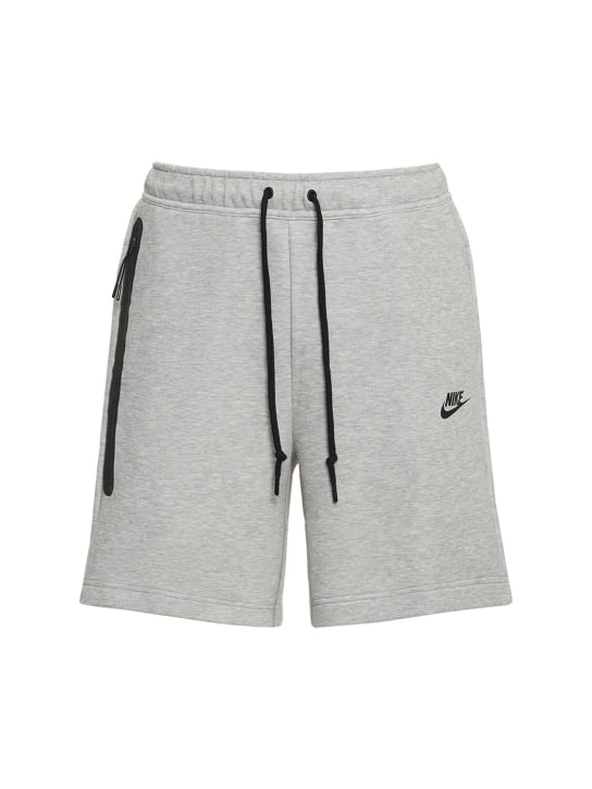 Nike: Shorts in Tech Fleece - men_0 | Luisa Via Roma