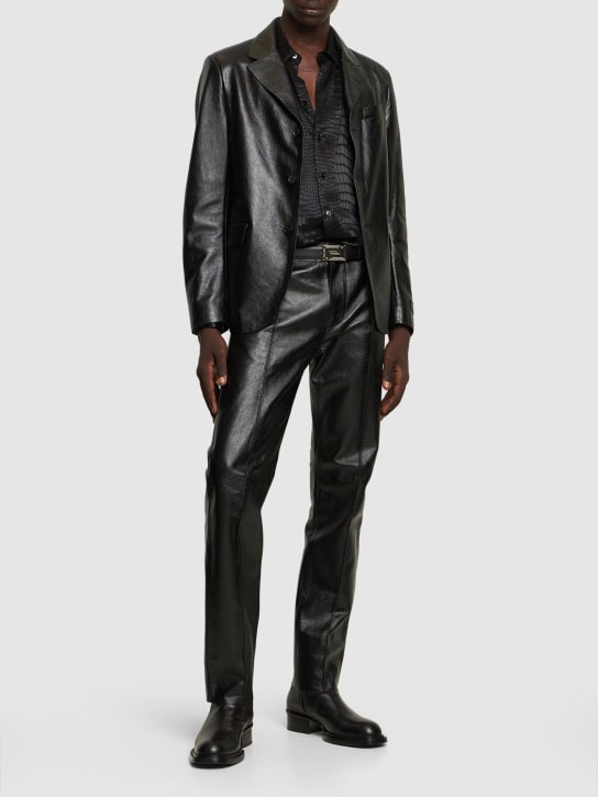 Versace: Pantalones de piel - Negro - men_1 | Luisa Via Roma
