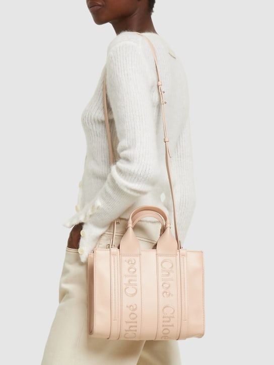 Chloé: Small Woody leather tote bag - Cement Pink - women_1 | Luisa Via Roma