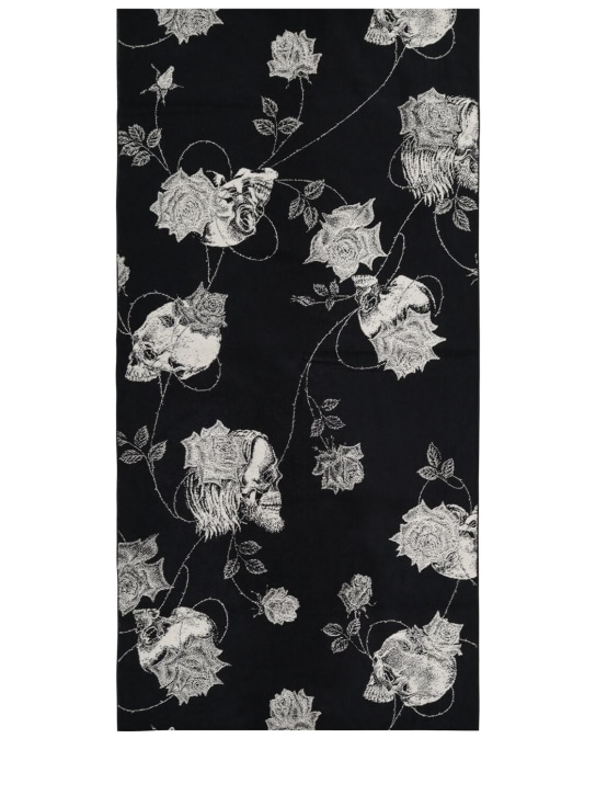 Yohji Yamamoto: Skull rose  jacquard bath towel - Blk X Wht - men_1 | Luisa Via Roma