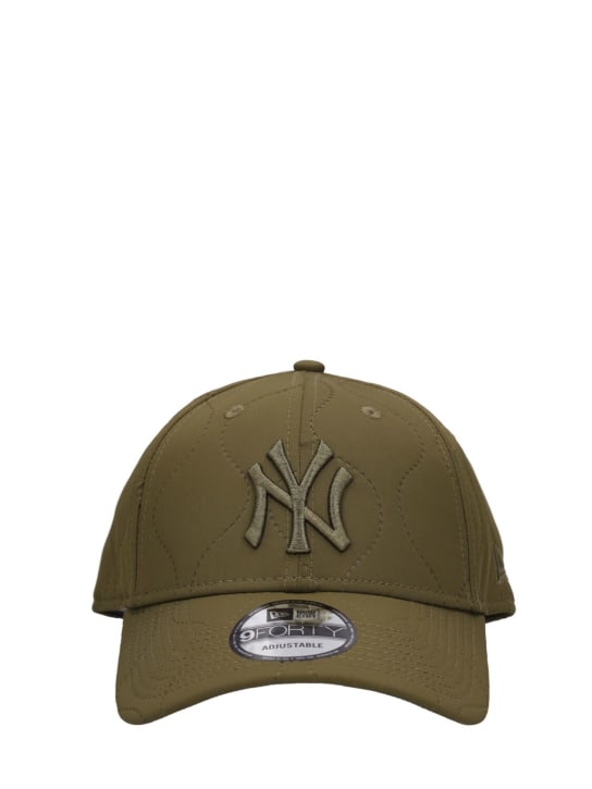 New Era: Cappello MLB quilted 9Forty New York Yankees - Verde - women_0 | Luisa Via Roma