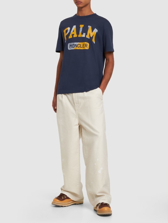 Moncler Genius: Moncler x Palm Angels cotton t-shirt - 블루 - men_1 | Luisa Via Roma