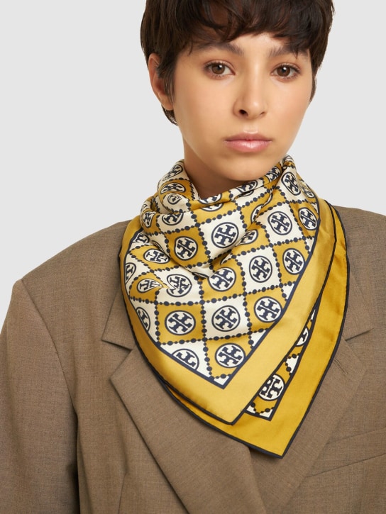 Tory Burch: Monogram printed silk scarf - Checkered - women_1 | Luisa Via Roma