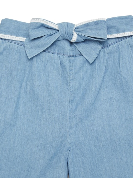 Chloé: Shorts de algodón con lazo - Denim Claro - kids-girls_1 | Luisa Via Roma