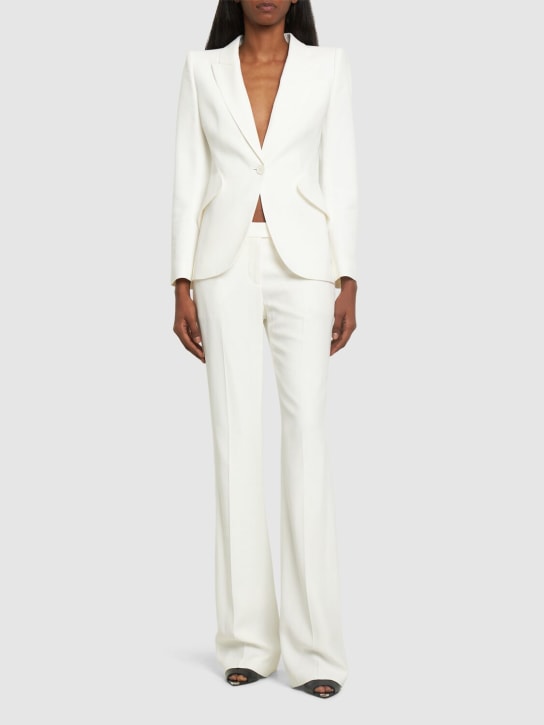 Alexander McQueen: Viscose blend crepe one button blazer - Light Ivory - women_1 | Luisa Via Roma