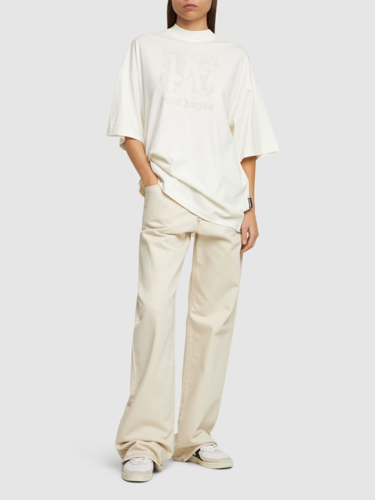Palm Angels: T-shirt en coton à monogramme - Blanc Cassé - women_1 | Luisa Via Roma