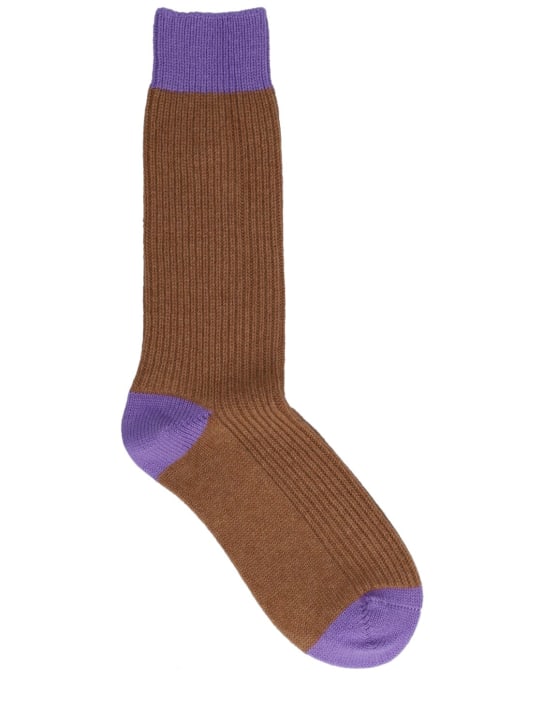 Guest In Residence: The soft cashmere socks - Brown//Purple - women_0 | Luisa Via Roma