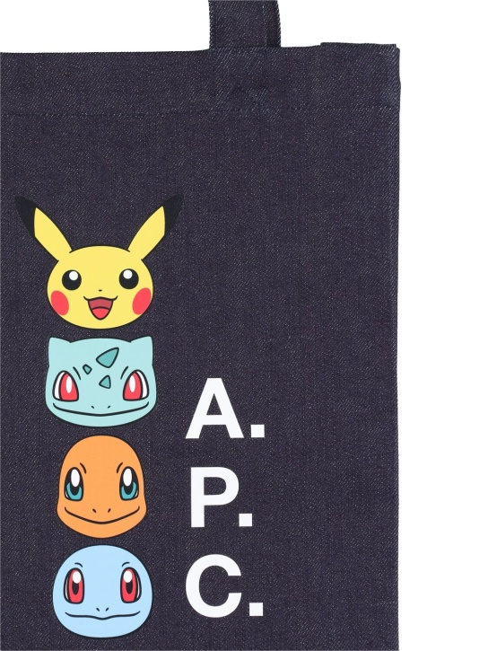 A.P.C.: Borsa shopping A.P.C. x Pokémon in denim - Indigo - men_1 | Luisa Via Roma