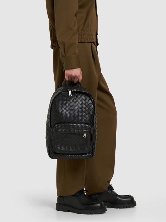 Bottega Veneta: Small classic intrecciato backpack - Black - men_1 | Luisa Via Roma