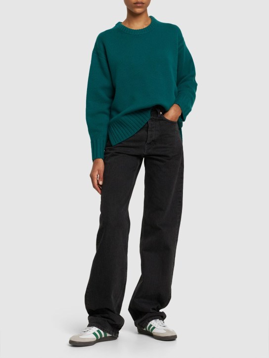 Guest In Residence: Cozy cashmere knit crew sweater - Green - women_1 | Luisa Via Roma
