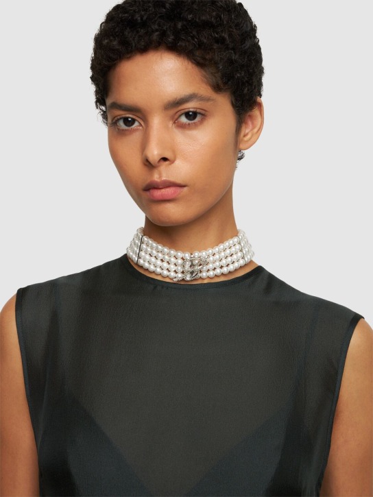 Blumarine: Choker en fausses perles à logo B - White/Crystal - women_1 | Luisa Via Roma