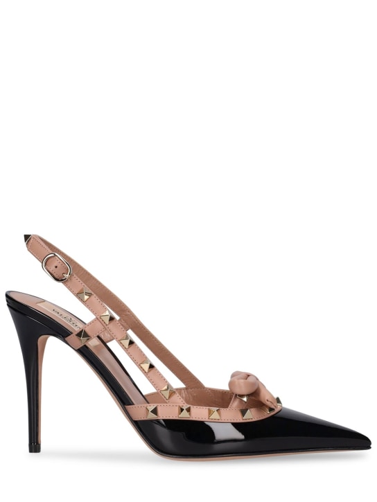 Valentino Garavani: 100mm Rockstud Bow patent heels - Black/Blush - women_0 | Luisa Via Roma