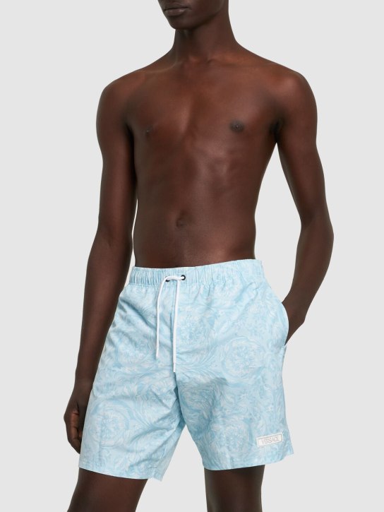 Versace Underwear: Shorts mare in nylon stampa Barocco - Azzurro - men_1 | Luisa Via Roma