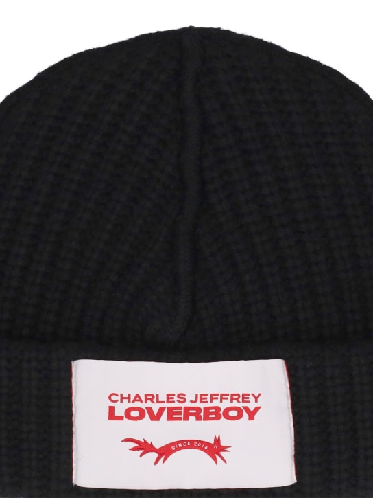 Charles Jeffrey LOVERBOY: Logo patch wool blend beanie - Black - men_1 | Luisa Via Roma