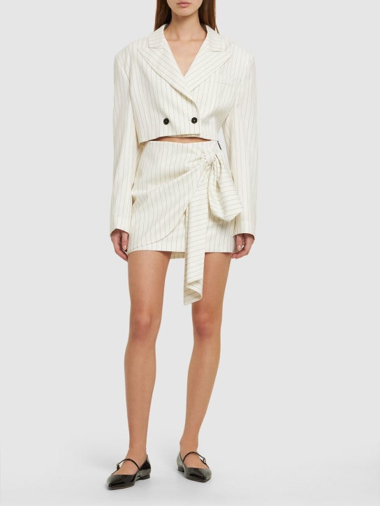 MSGM: Jupe courte en laine à fines rayures avec nœud - Blanc - women_1 | Luisa Via Roma