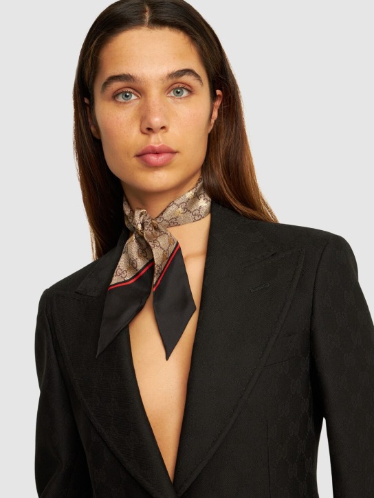 Gucci: GG & bee printed silk twill neck bow - Ebony/Black - women_1 | Luisa Via Roma