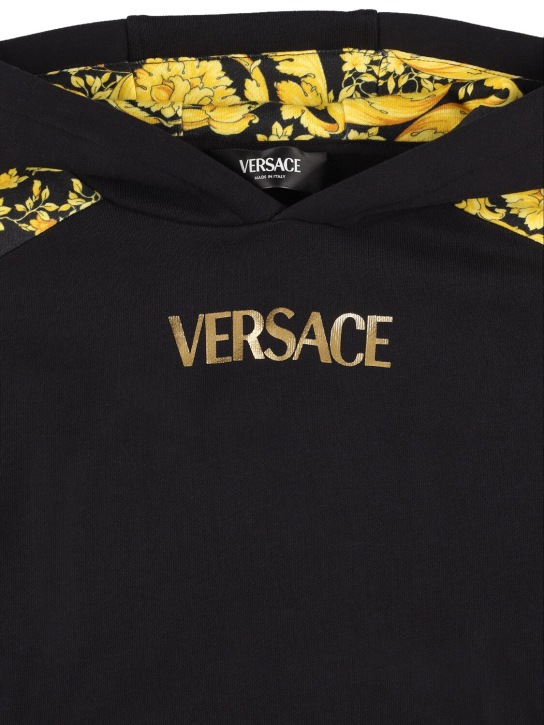Versace: Sweat-shirt imprimé logo à capuche - Noir - kids-boys_1 | Luisa Via Roma
