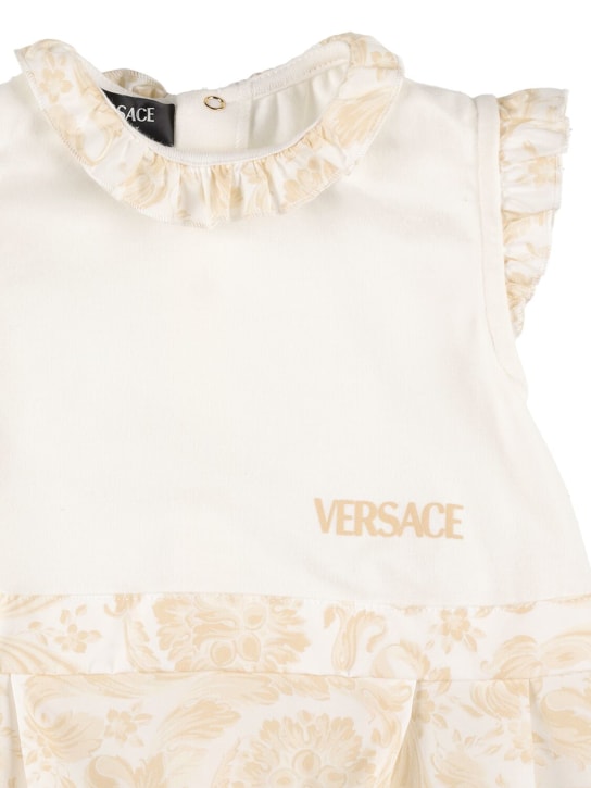 Versace: Jumpsuit de popelina de algodón estampado - Blanco/Beige - kids-boys_1 | Luisa Via Roma