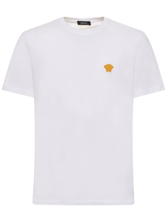 Versace: T-Shirt aus Baumwolljersey mit Medusendruck - Optisches Weiß - men_0 | Luisa Via Roma