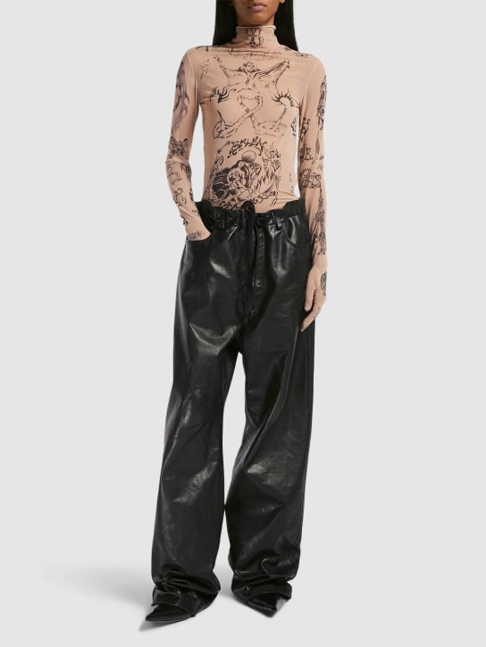 Balenciaga: Pantalon baggy oversize en cuir - Noir - women_1 | Luisa Via Roma