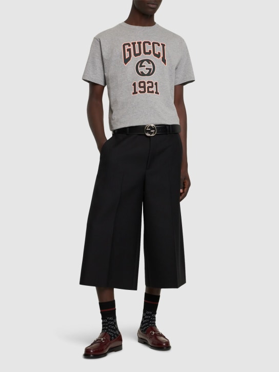 Gucci: T-Shirt aus Baumwolljersey „GG“ - Grau - men_1 | Luisa Via Roma