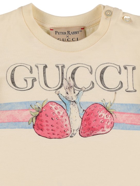 Gucci: T-shirt Peter Rabbit in jersey di cotone - Sunkissed/Red - kids-girls_1 | Luisa Via Roma