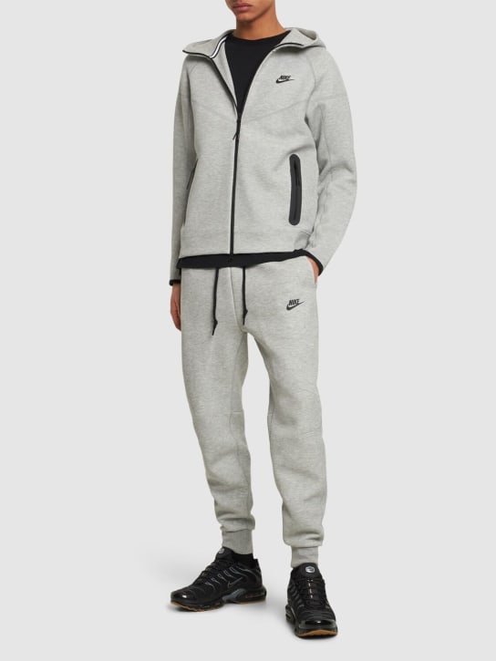 Nike: Windrunner tech fleece full-zip hoodie - Dk Grey Heather - men_1 | Luisa Via Roma