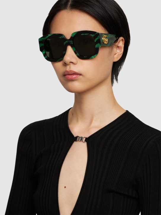 Gucci: Sonnenbrille aus Acetat "GG1546S" - Schwarz/Grün - women_1 | Luisa Via Roma