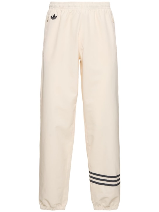 adidas Originals: Pantalon en matière technique stretch Neuclassic - Blanc - men_0 | Luisa Via Roma