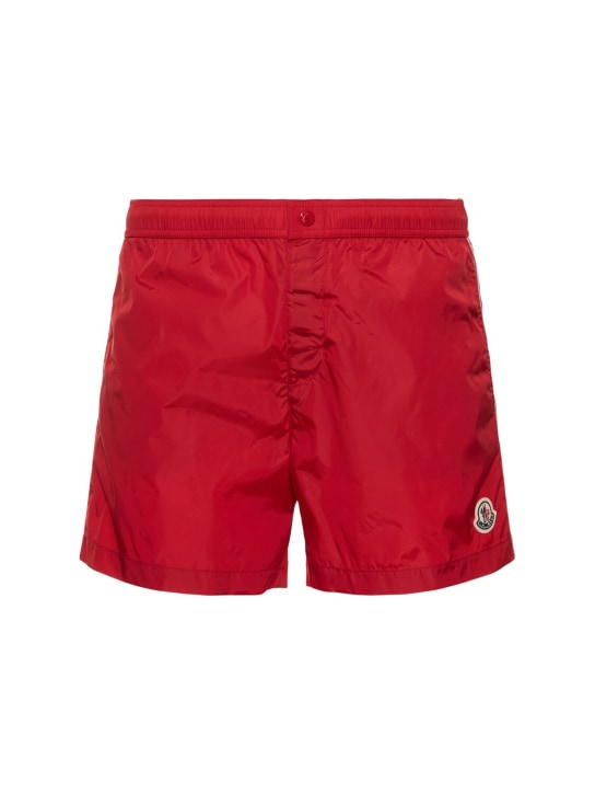Moncler: Shorts mare in nylon con logo - Rosso - men_0 | Luisa Via Roma