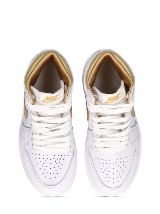 Nike: Sneakers "Jordan 1 Retro High OG“ - White/Metallic - kids-girls_1 | Luisa Via Roma