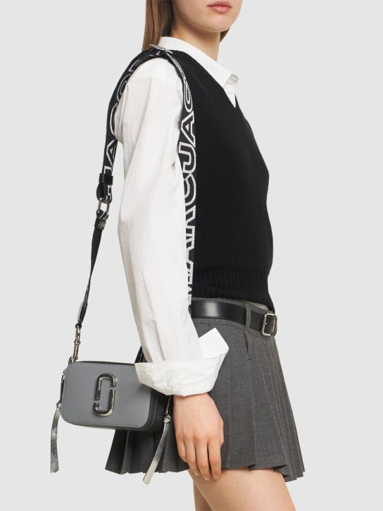 Marc Jacobs: The Snapshot leather shoulder bag - Wolf Grey Multi - women_1 | Luisa Via Roma