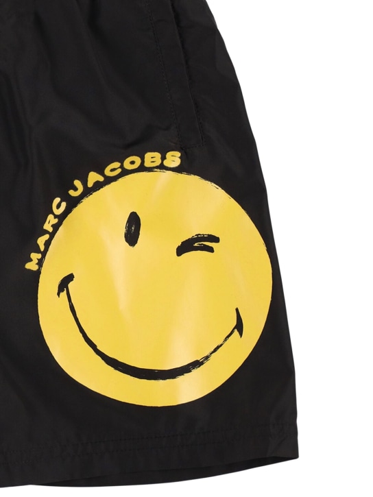 Marc Jacobs: SmileyWorld 나일론 보드쇼츠 - 블랙 - kids-boys_1 | Luisa Via Roma