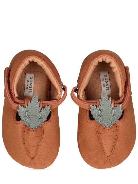 Donsje: Carrot leather pre-walker shoes - Brown - kids-boys_1 | Luisa Via Roma