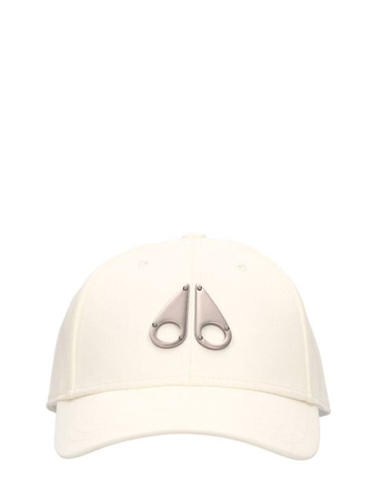 Moose Knuckles: Gorra de baseball de algodón con logo - Blanco - men_0 | Luisa Via Roma