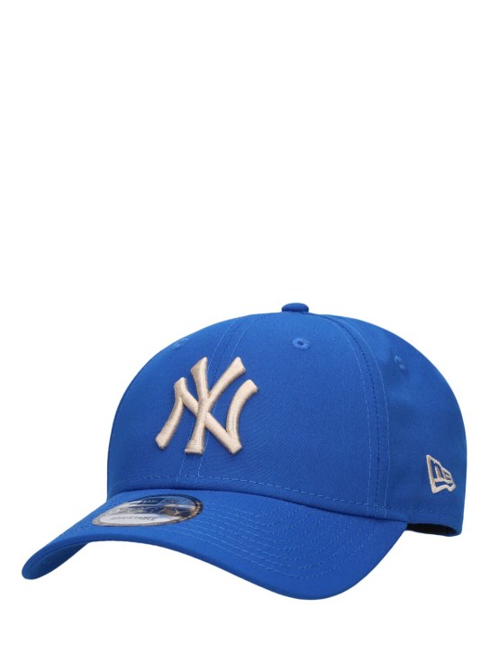 New Era: Cappello NY Yankees Repreve 9Forty in techno - Blu/Beige - women_1 | Luisa Via Roma
