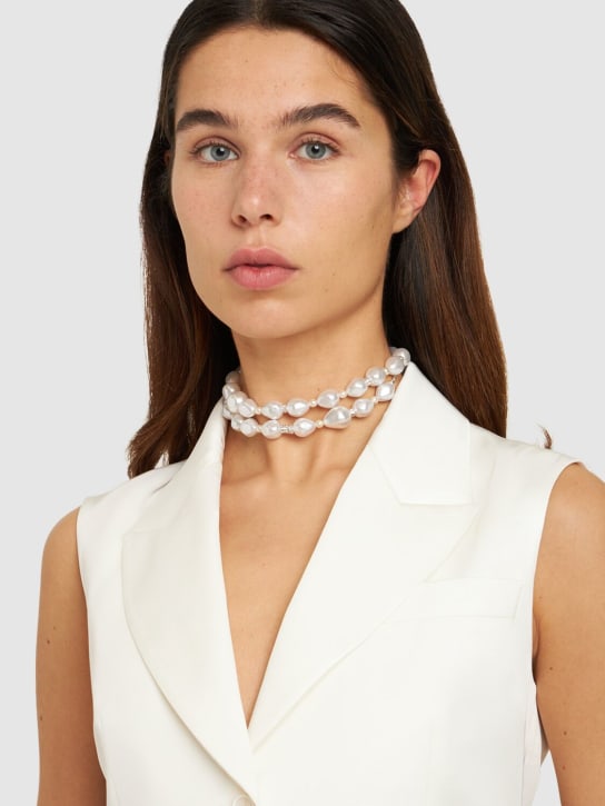 Magda Butrym: Collar doble con perlas sintéticas - White/Crystal - women_1 | Luisa Via Roma