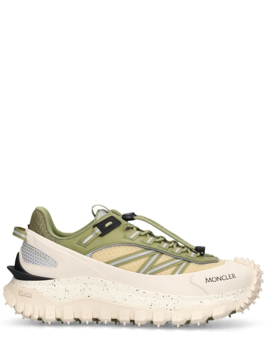 Moncler: 4.5厘米Trailgrip科技织物运动鞋 - 白色/绿色 - men_0 | Luisa Via Roma