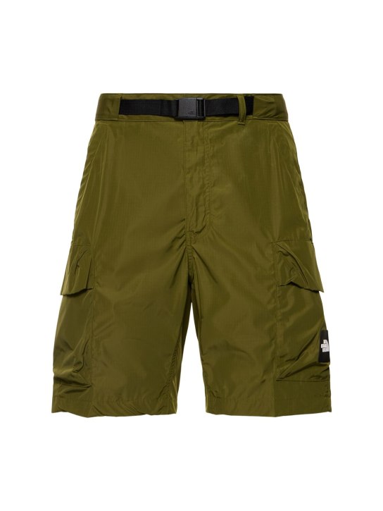 The North Face: Shorts cargo in techno - Forest Olive - men_0 | Luisa Via Roma
