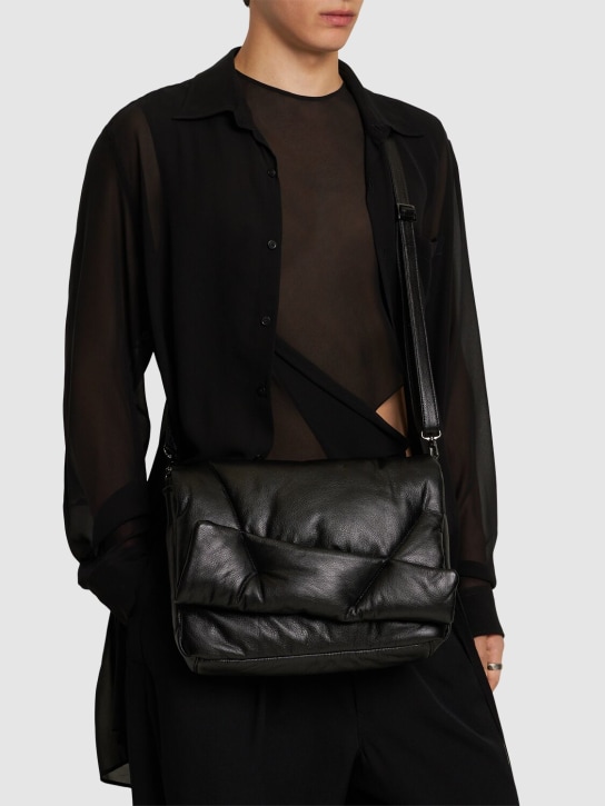 Yohji Yamamoto: Medium quilted leather bag - 블랙 - women_1 | Luisa Via Roma
