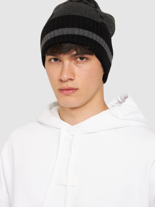Gucci: Canvy cashmere knit beanie hat - Flanner/Black - men_1 | Luisa Via Roma
