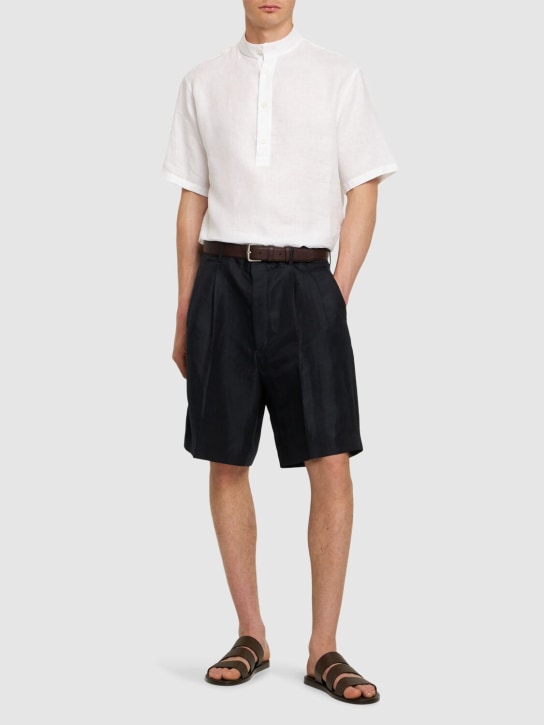 Loro Piana: Joetsu pleated linen & silk shorts - Navy - men_1 | Luisa Via Roma